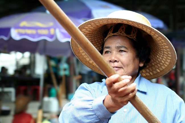 Marché flottant - Août 2006 - près de Bangkok