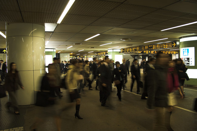 Shinjuku station - November 2006 - Tokyo