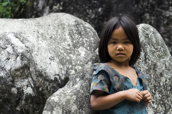 Small girl (from Peeling to Yuksom) - May 2007 - Sikkim