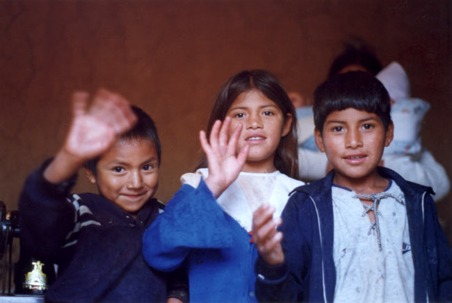 Niños en la Casa de Dionisa - Sucre (bolivia) - 2001